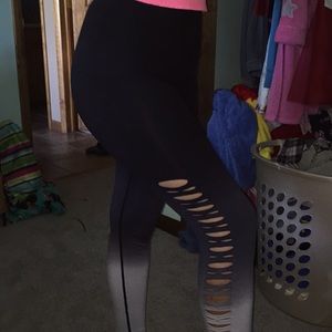 PINK cool & comfy leggings